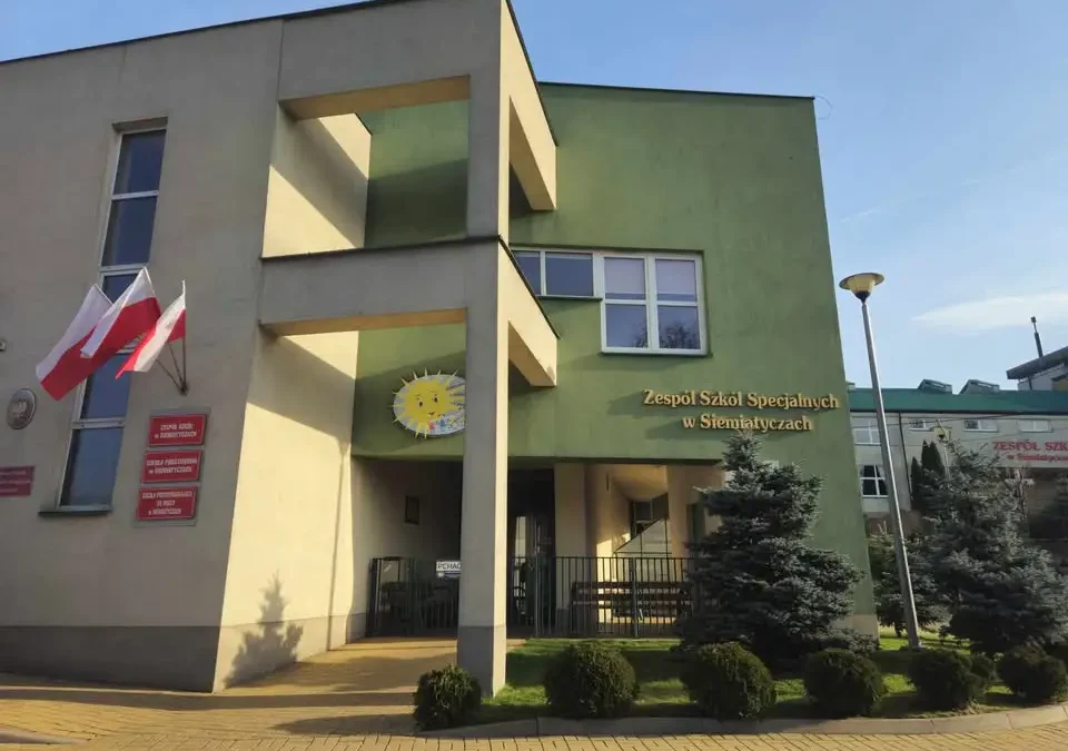 Erasmus+ w Zespole Szkół Specjalnych w Siemiatyczach: publikacja podsumowująca projekty