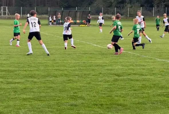 Orzeł Siemiatycze rozbił Magnata Juchnowiec 10:3 w meczu rocznika 2015