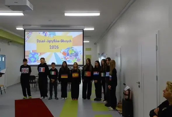 Dzień Języków Obcych w szkole – uczniowie zaprezentowali kultury świata